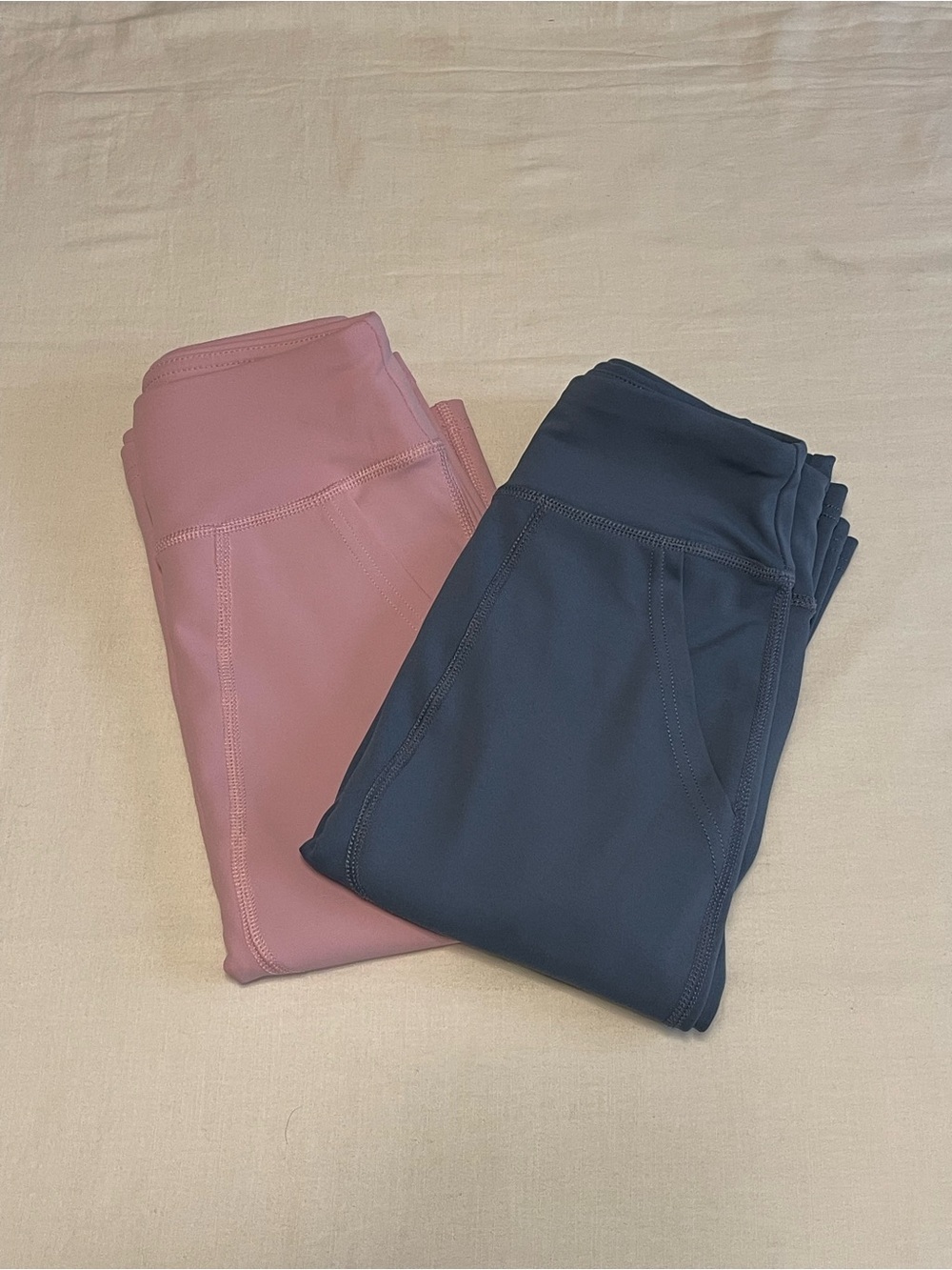 Set of 2 Women’s Performance Stretch Shorts 1/Pink 1/Blue - Picture 2 of 9
